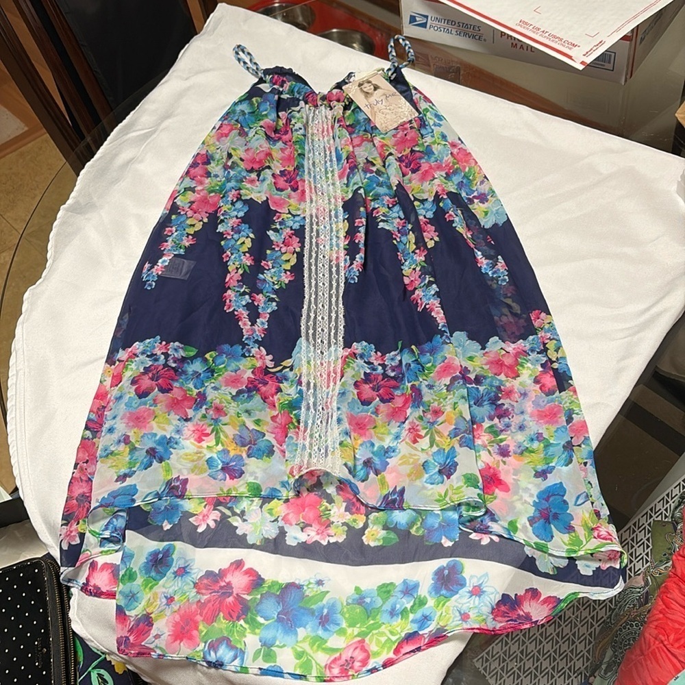 Truly Me Girls Dress,NWT. Beautiful❣️